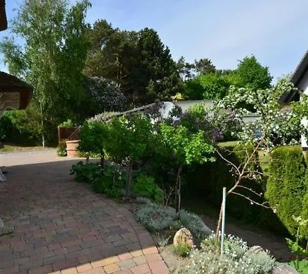 Апартаменты Wunderschoenes Mit Garten Und Terrasse *