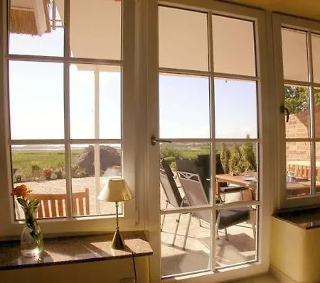 Apartment Wunderschoenes Mit Garten Und Terrasse *